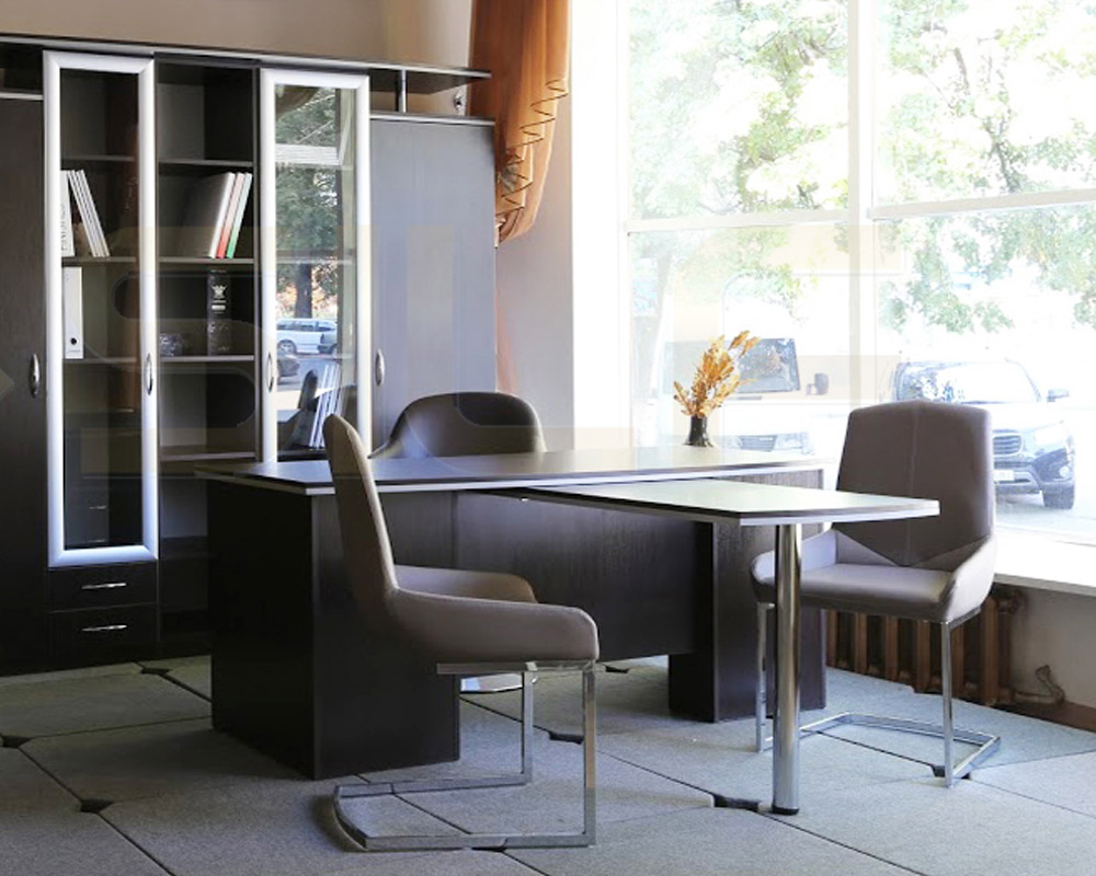 Стіл керівника Лоран Сільф